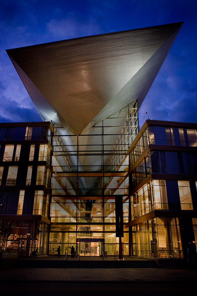 Minneapolis Central Library : Twin Cities of M and St Paul : Minnesota