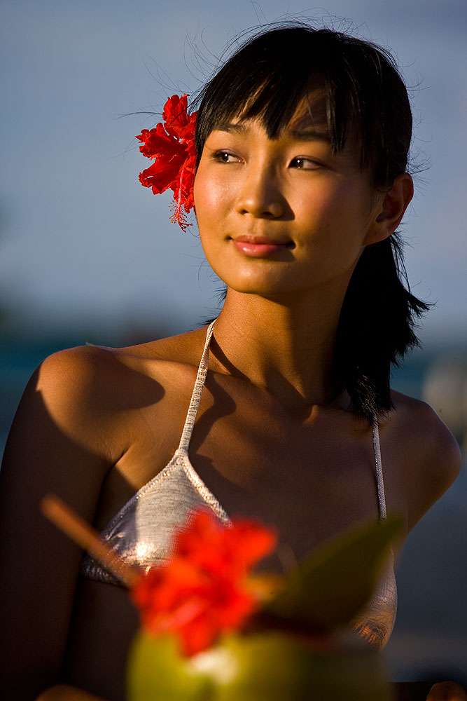 MinhTu on the Beach with Drink : Maya Breeze Inn and Resort Placencia : Belize