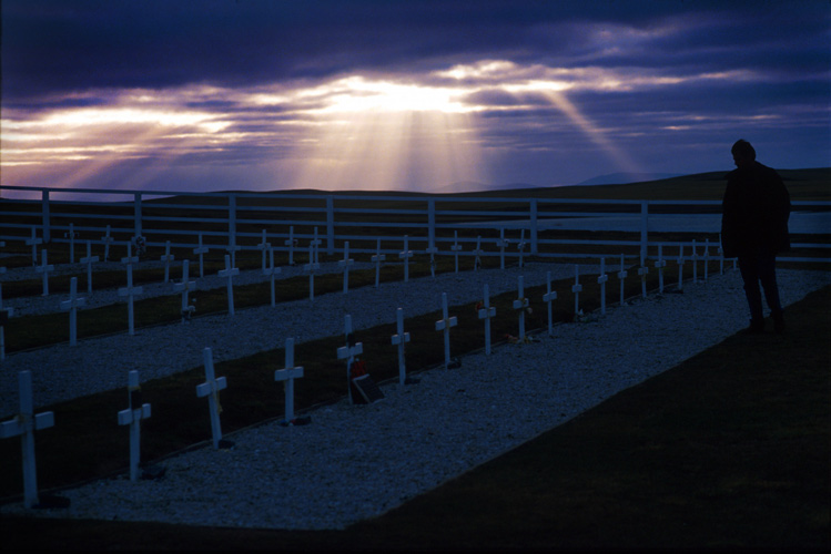 Remembrance Sunday : Blue Beach Cemetery : Falkland Islands