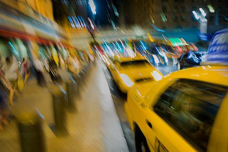 The Girl in the Taxi and the Dream of New York City : Grand Central : NYC
