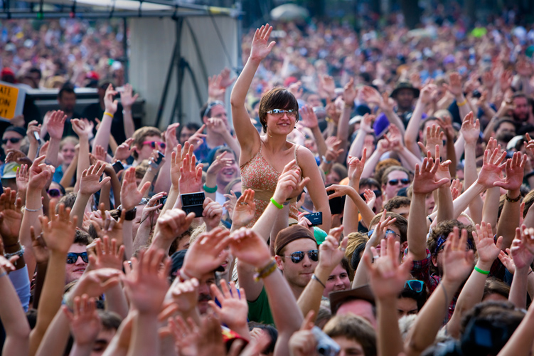 Crowd Enjoying the Music : Earthday 40th Anniversary Climate Rally : DC