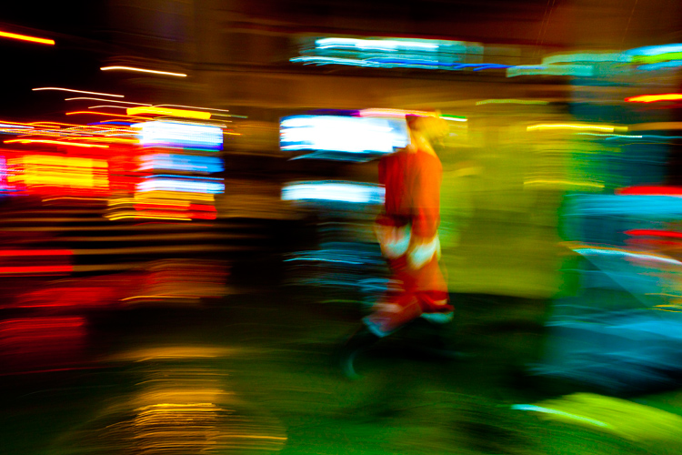 Santa Blur : Miracle on 23rd St : New York City