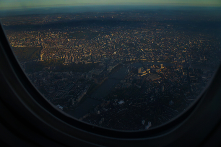 Delta Flight 1 Over London : Morning Light : UK