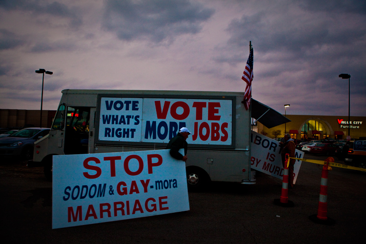 End of the Day Romney Supporters Truck : Columbus : Ohio