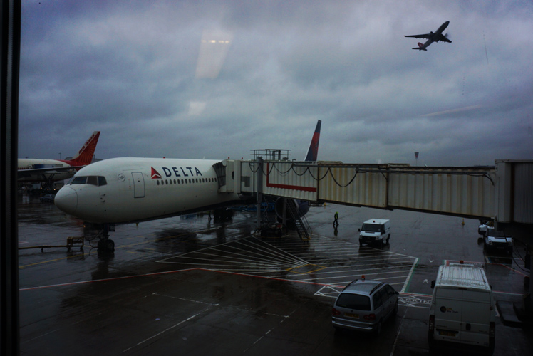 Wheels Down London Heathrow : Delta Flight 10 : UK