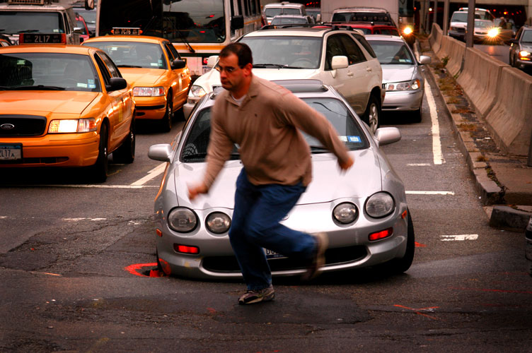 Pot Hole Hell : 1st Av at the UN : NYC