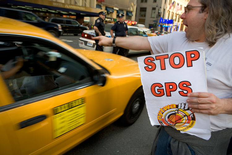 Scaaab!!!!!!!!!!!!! Taxi Strike : 7th Av Penn Station : NYC