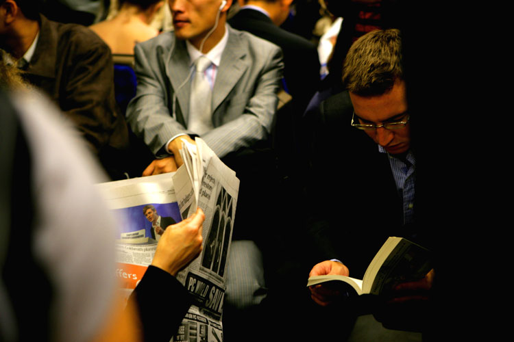 Commute : Wimbledon to Waterloo : London UK