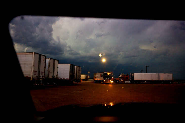 Storm Trucks Nebraska : Cubbys Truck Stop : Greenville