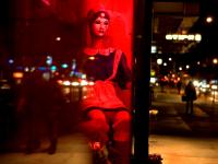 Sad Face in The Window : 23rd St NYC